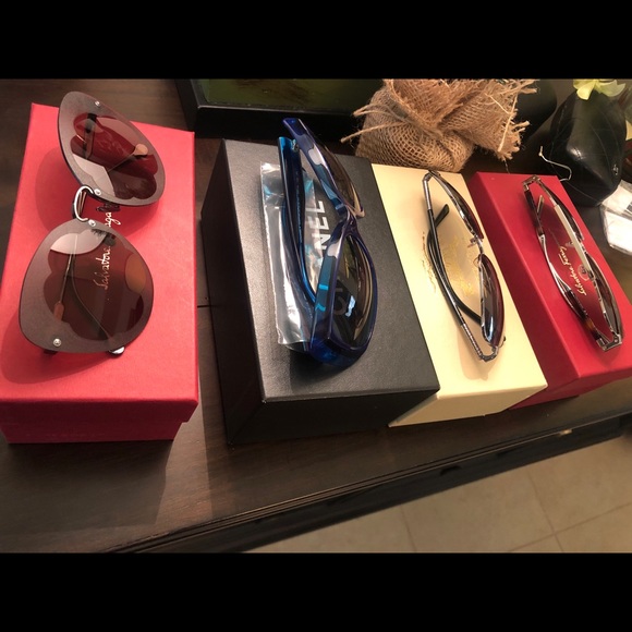 NEW AUTHENTIC SUNGLASSES !! main image 14